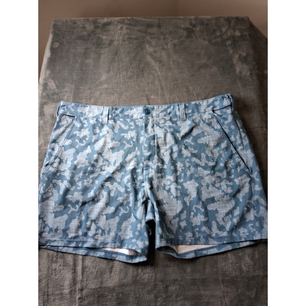 Huk Performance Fishing Shorts Mens XXXL Blue Camo Adjustable Waist PliersPocket